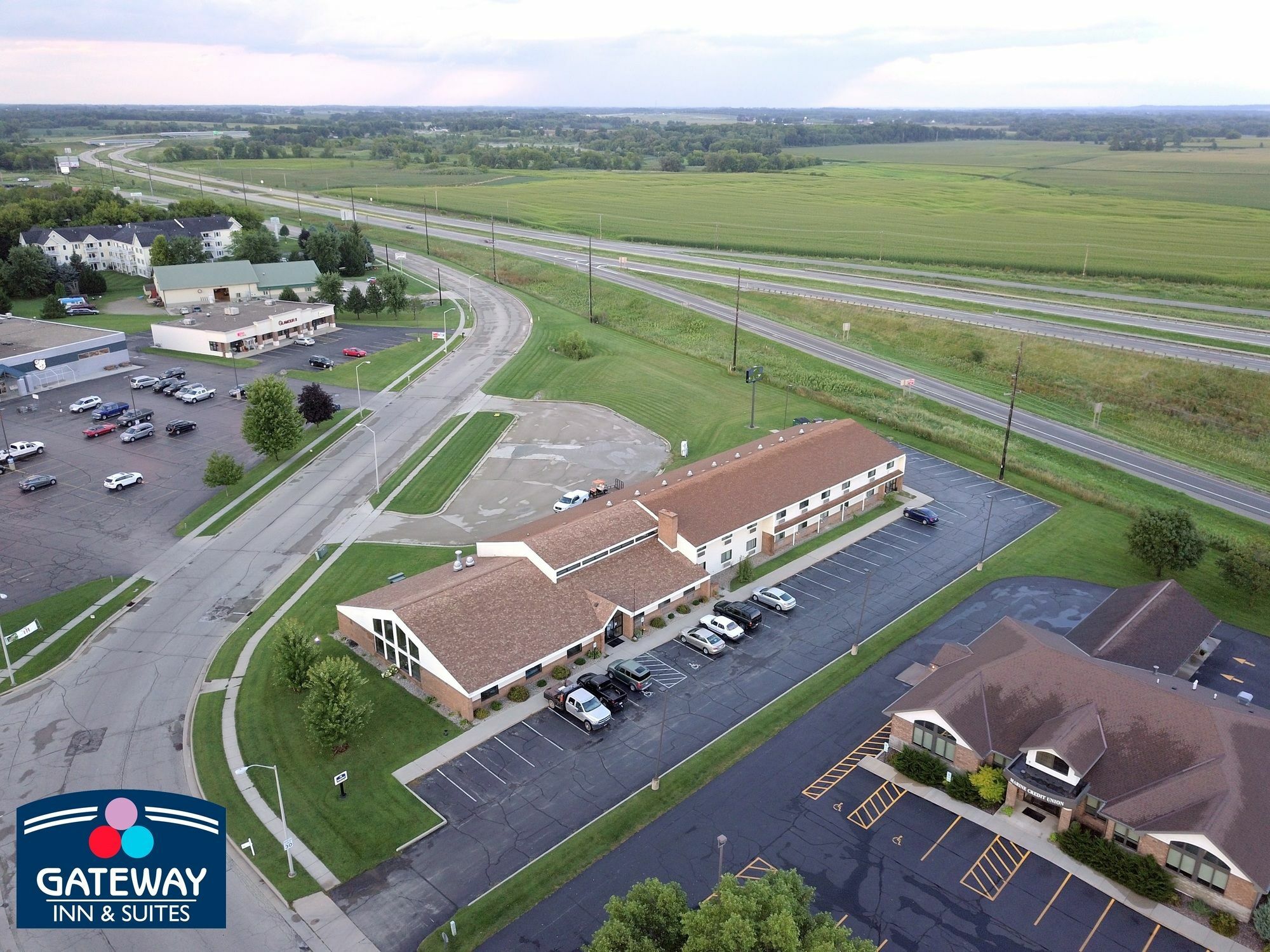 Baymont By Wyndham Waupun Hotel Exterior photo